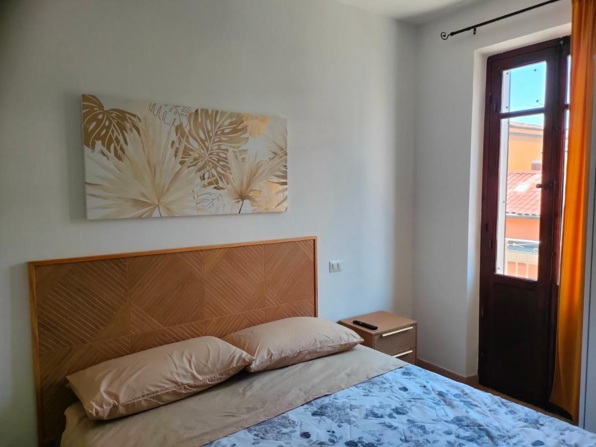 Da Paolo E Laura - In Centro A San Benedetto Apartment San Benedetto del Tronto Bagian luar foto